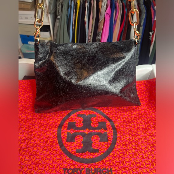 Tory Burch Classy Black Bag - Picture 3 of 9